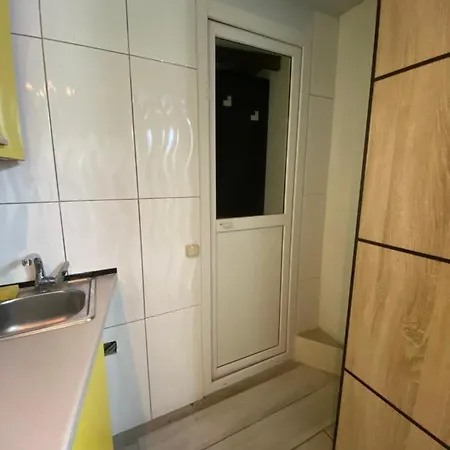 House&House 84 Apartment Petropavlovskaya Borshchagovka Exterior photo